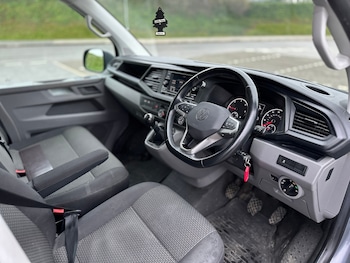 Used Volkswagen Transporter 2021 for sale - 78012797: Photo