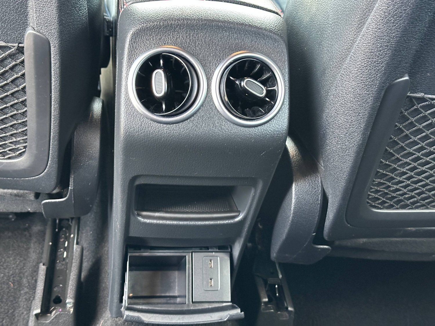 Used Mercedes-Benz GLB 2023 for sale - 76594933: Photo 50