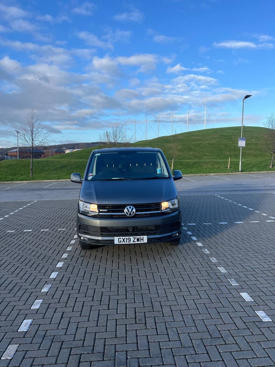Used Volkswagen Transporter 2019 for sale - 76707604: Photo 2