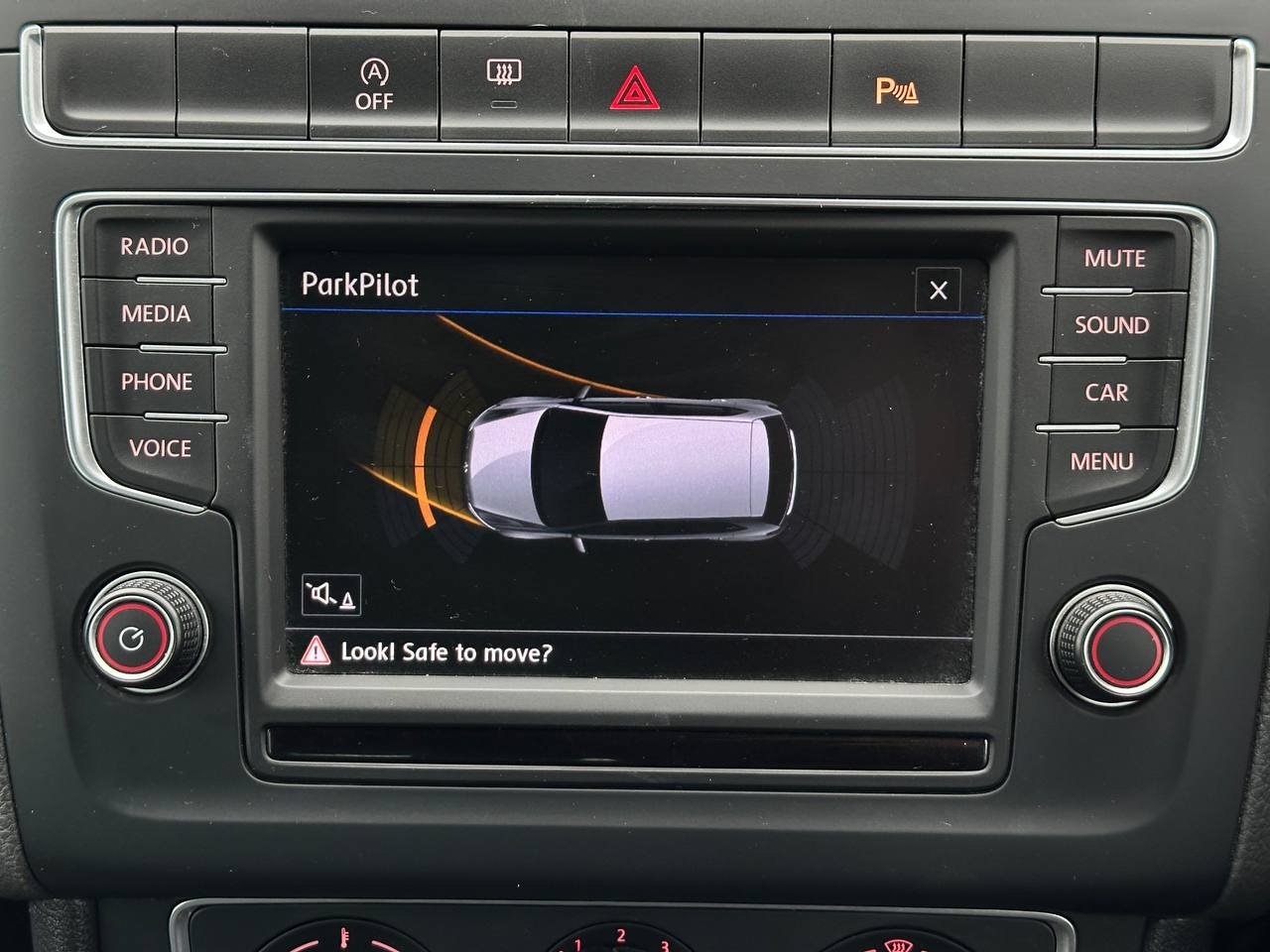 Used Volkswagen Polo 2017 for sale - 76316704: Photo 16