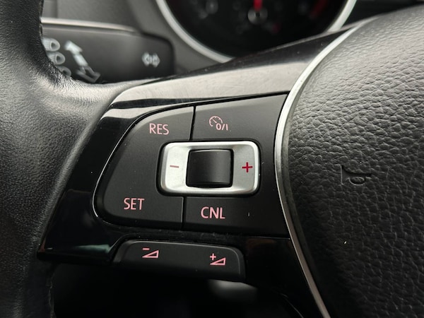 Used Volkswagen Polo 2017 for sale - 76316704: Photo 22