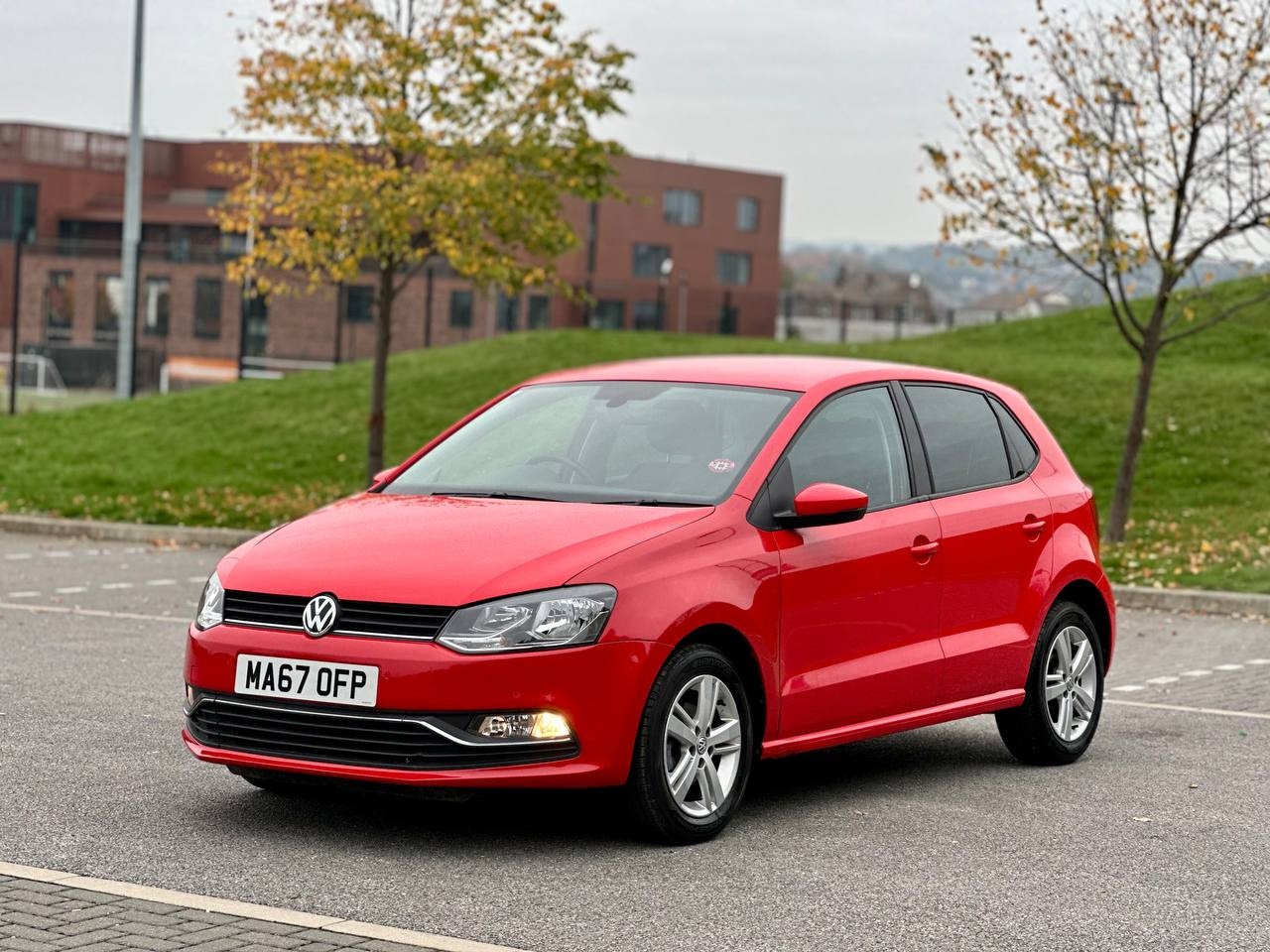 Used Volkswagen Polo 2017 for sale - 76316704: Photo 3