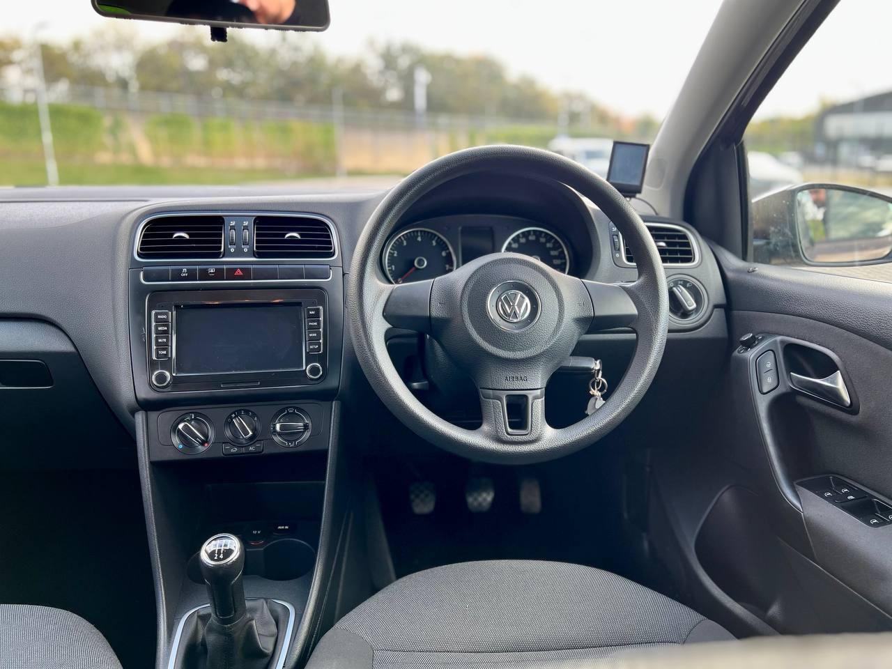 Used Volkswagen Polo 2012 for sale - 77248239: Photo 11