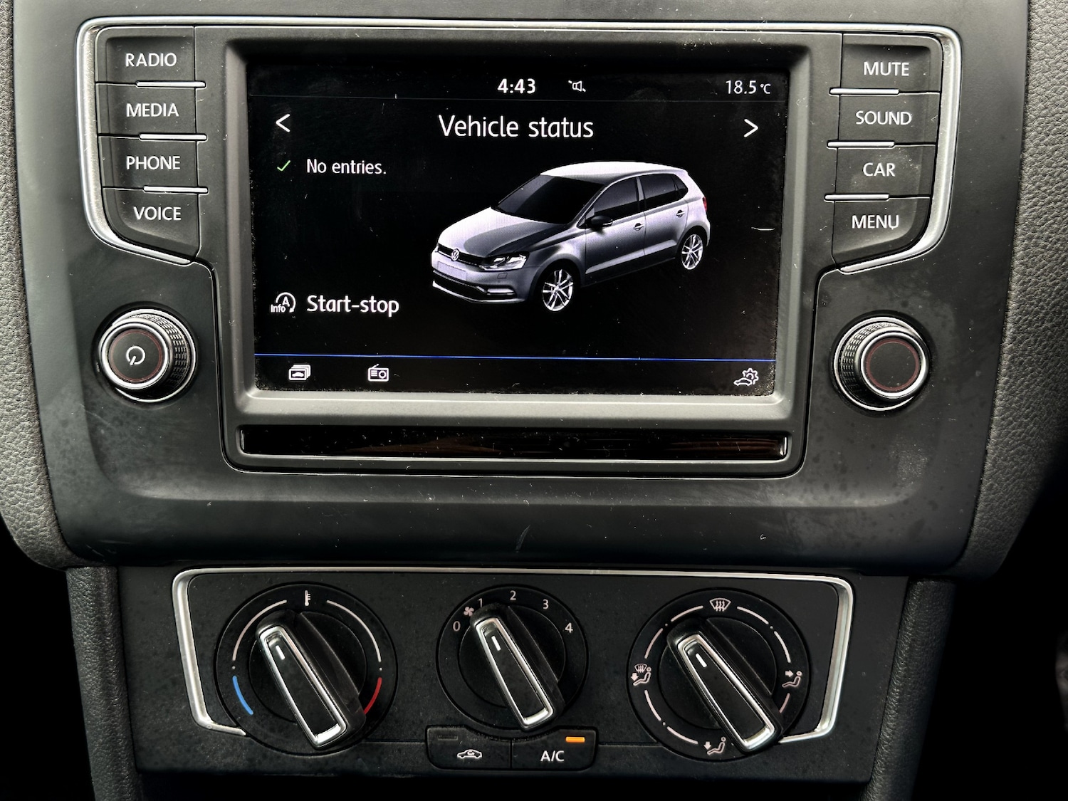 Used Volkswagen Polo 2017 for sale - 76681829: Photo 22