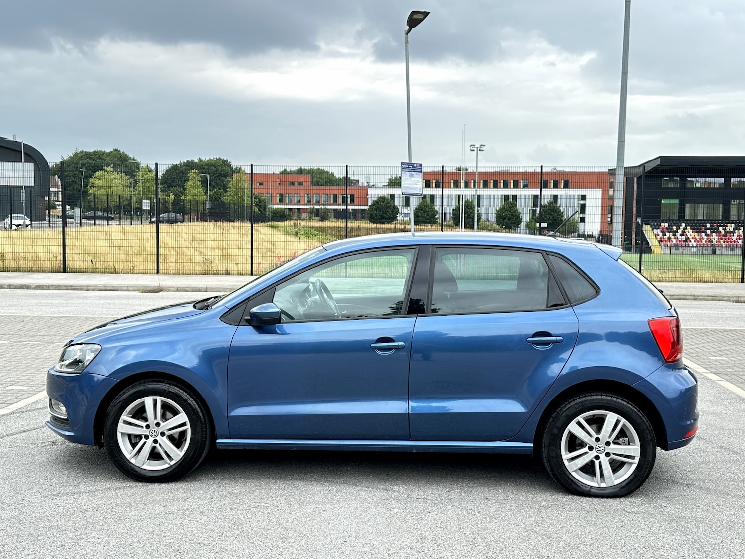 Used Volkswagen Polo 2017 for sale - 76681829: Photo 5