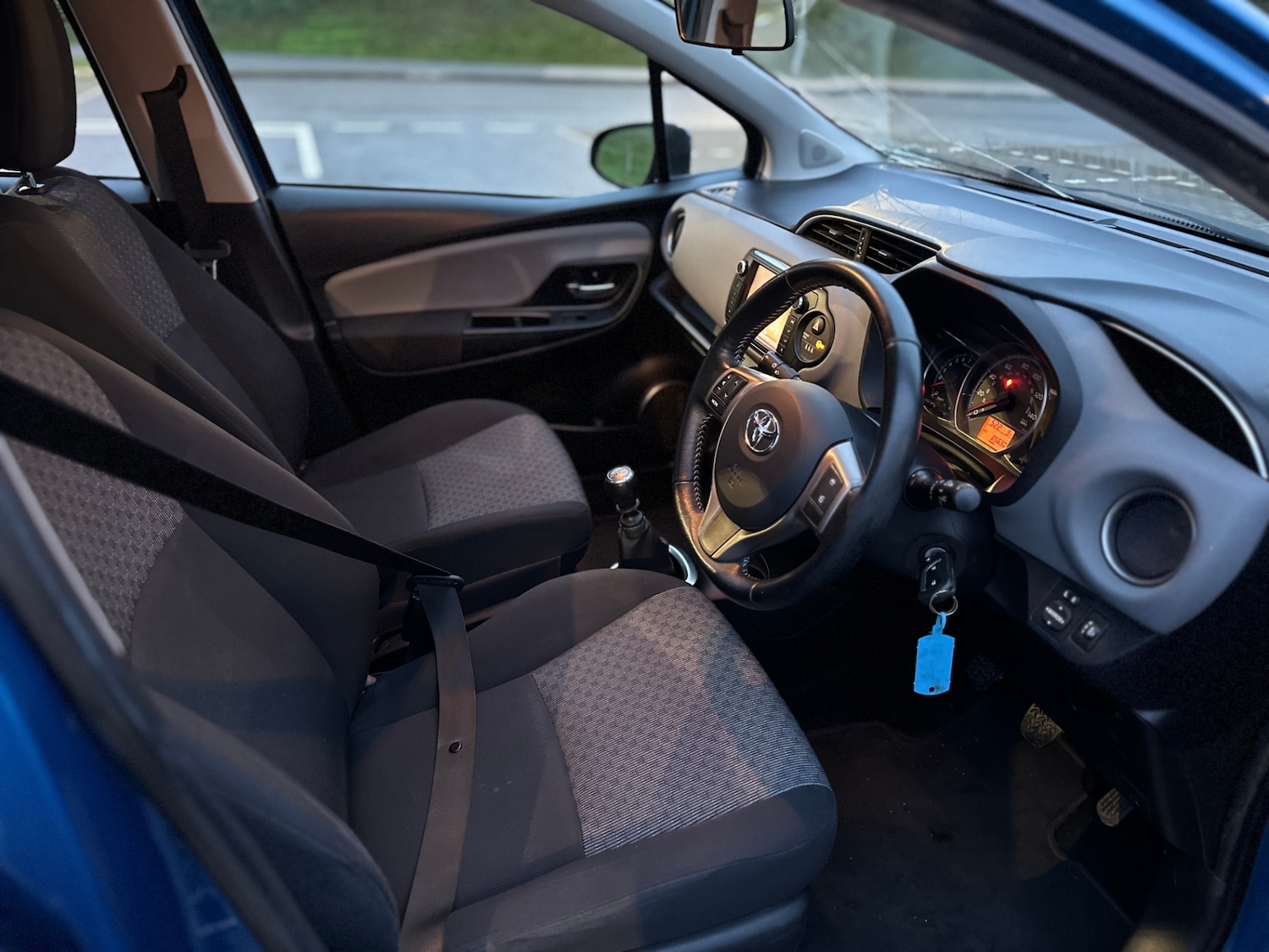 Used Toyota Yaris 2015 for sale - 77034519: Photo 10