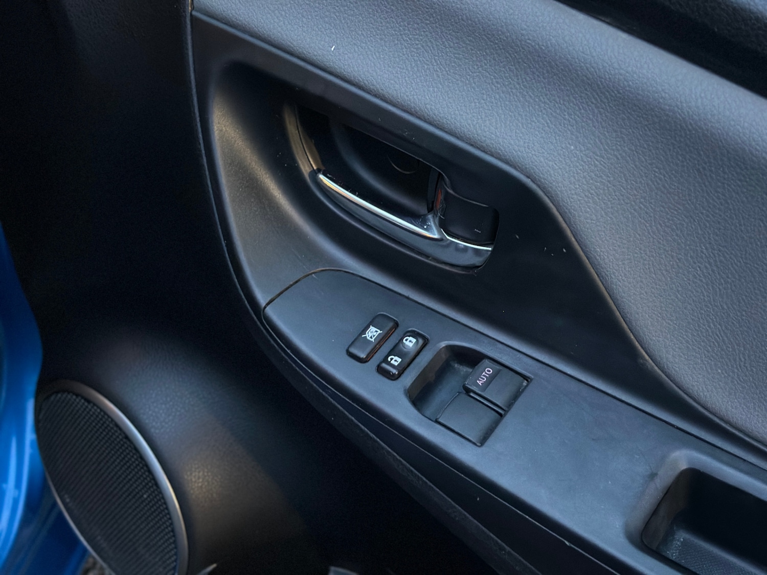 Used Toyota Yaris 2015 for sale - 77034519: Photo 12