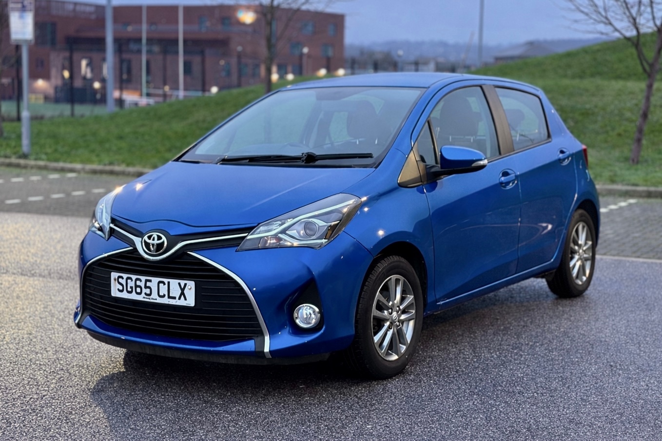 Used Toyota Yaris 2015 for sale - 77034519: Photo 3