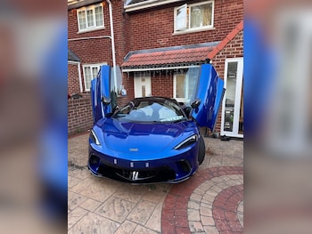 2024 (74) - V8 2dr SSG Auto