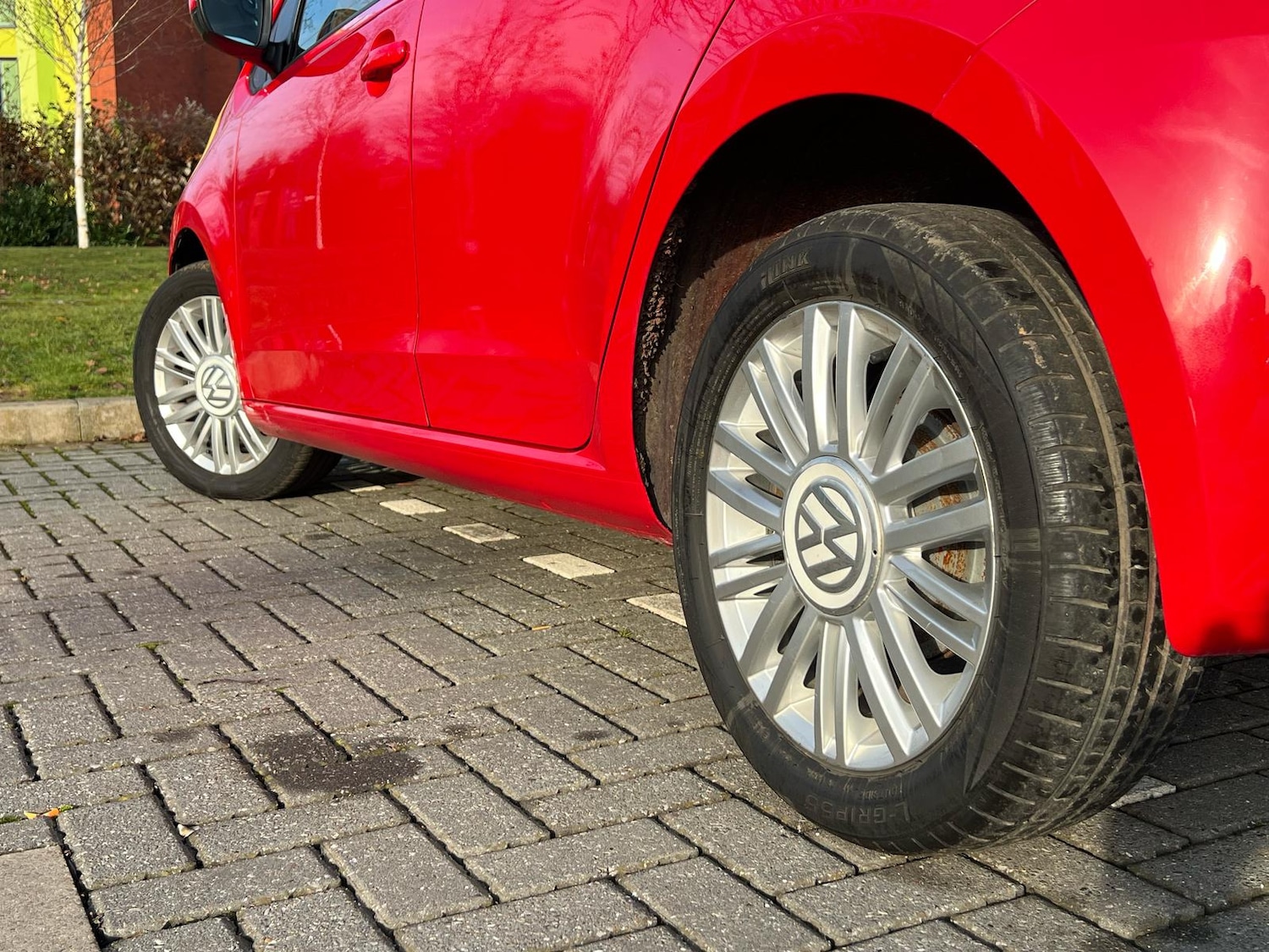 Used Volkswagen up! 2017 for sale - 76363429: Photo 10