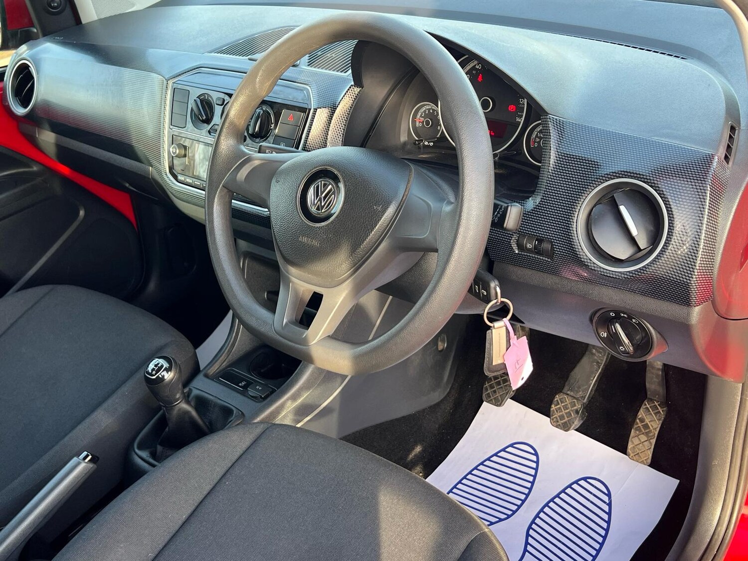 Used Volkswagen up! 2017 for sale - 76363429: Photo 29