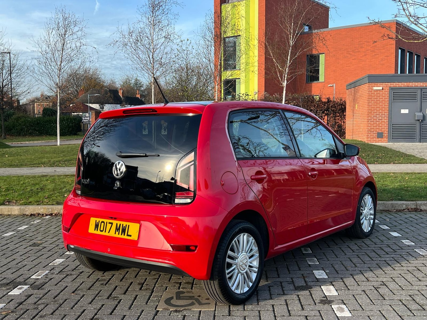 Used Volkswagen up! 2017 for sale - 76363429: Photo 8
