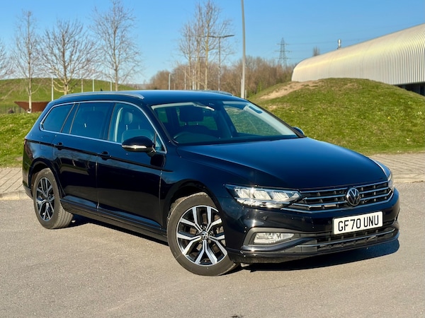 Used Volkswagen Passat 2020 for sale - 74089756: Photo 1