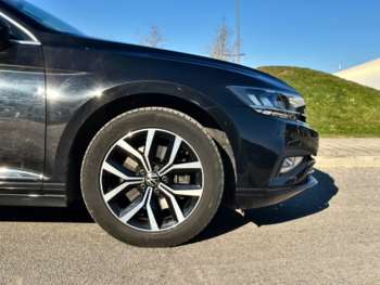 Used Volkswagen Passat 2020 for sale - 74089756: Photo