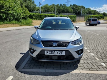 Used SEAT Arona 2018 for sale - 79111602: Photo