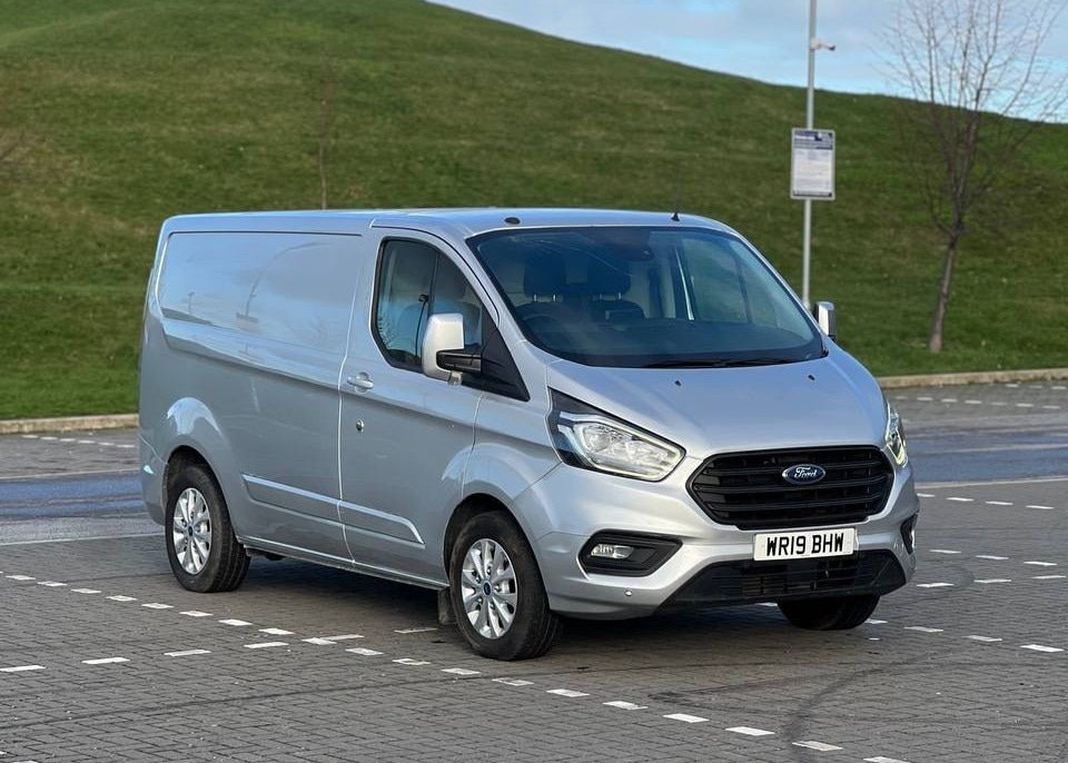 Used Ford Transit Custom 2019 for sale - 76707620: Photo 1