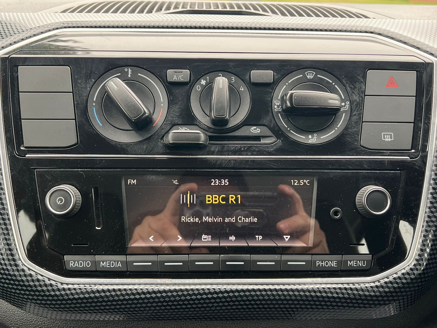 Used Volkswagen up! 2017 for sale - 76894945: Photo 16