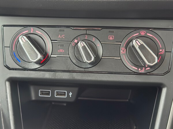 Used Volkswagen Polo 2018 for sale - 74045227: Photo 29