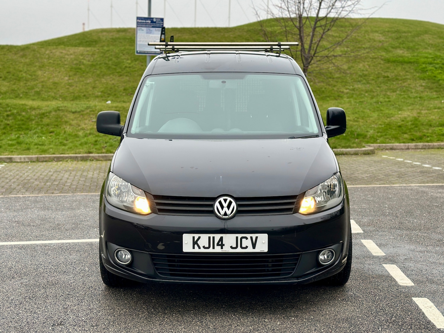 Used Volkswagen Caddy 2014 for sale - 77136611: Photo 2