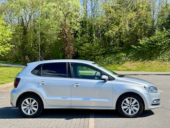 Used Volkswagen Polo 2015 for sale - 79156938: Photo