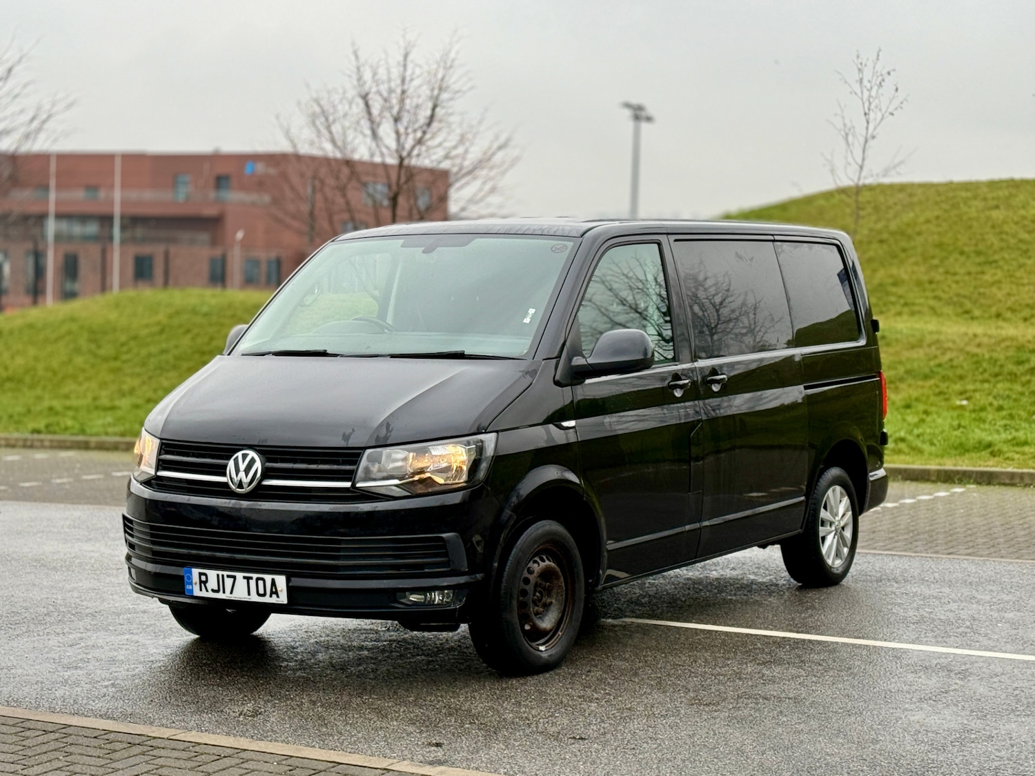 Used Volkswagen Transporter 2017 for sale - 77323912: Photo 3