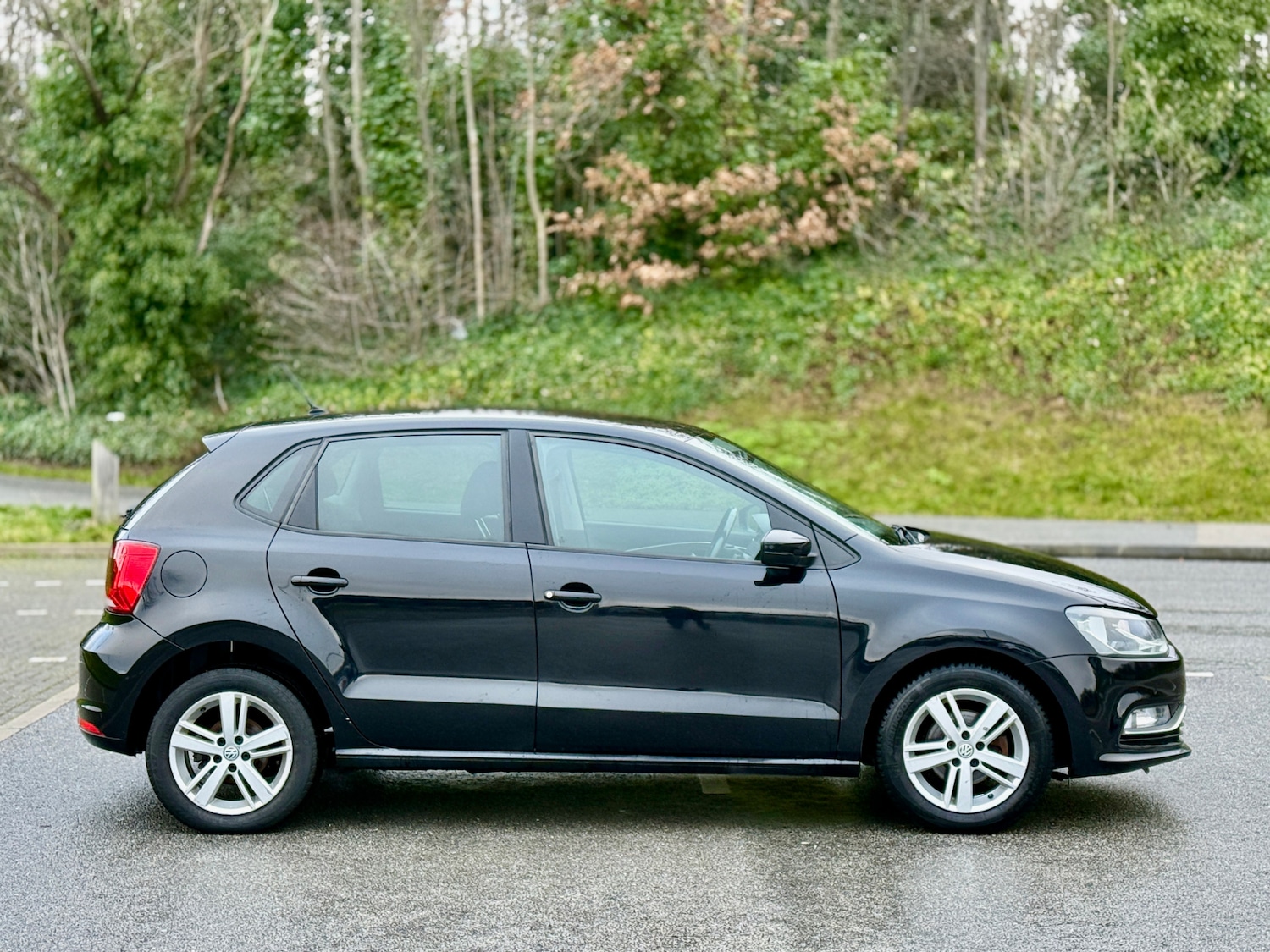 Used Volkswagen Polo 2016 for sale - 77247635: Photo 3