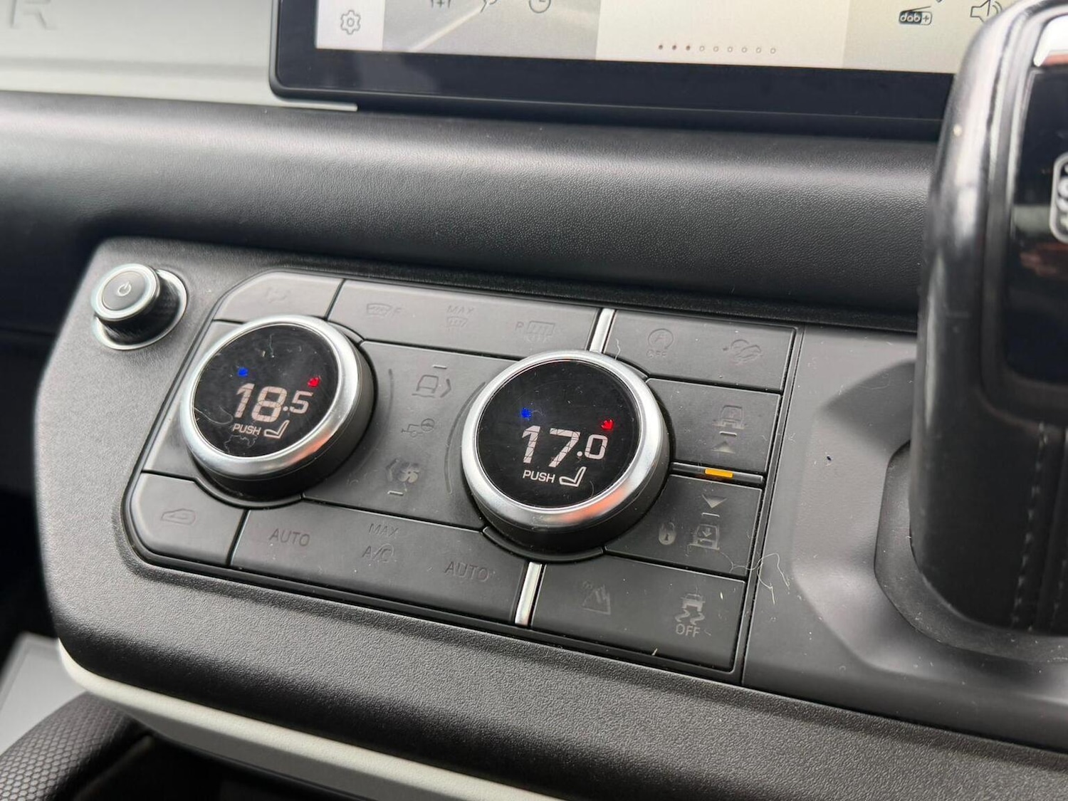 Used Land Rover Defender 110 2021 for sale - 77656211: Photo 19