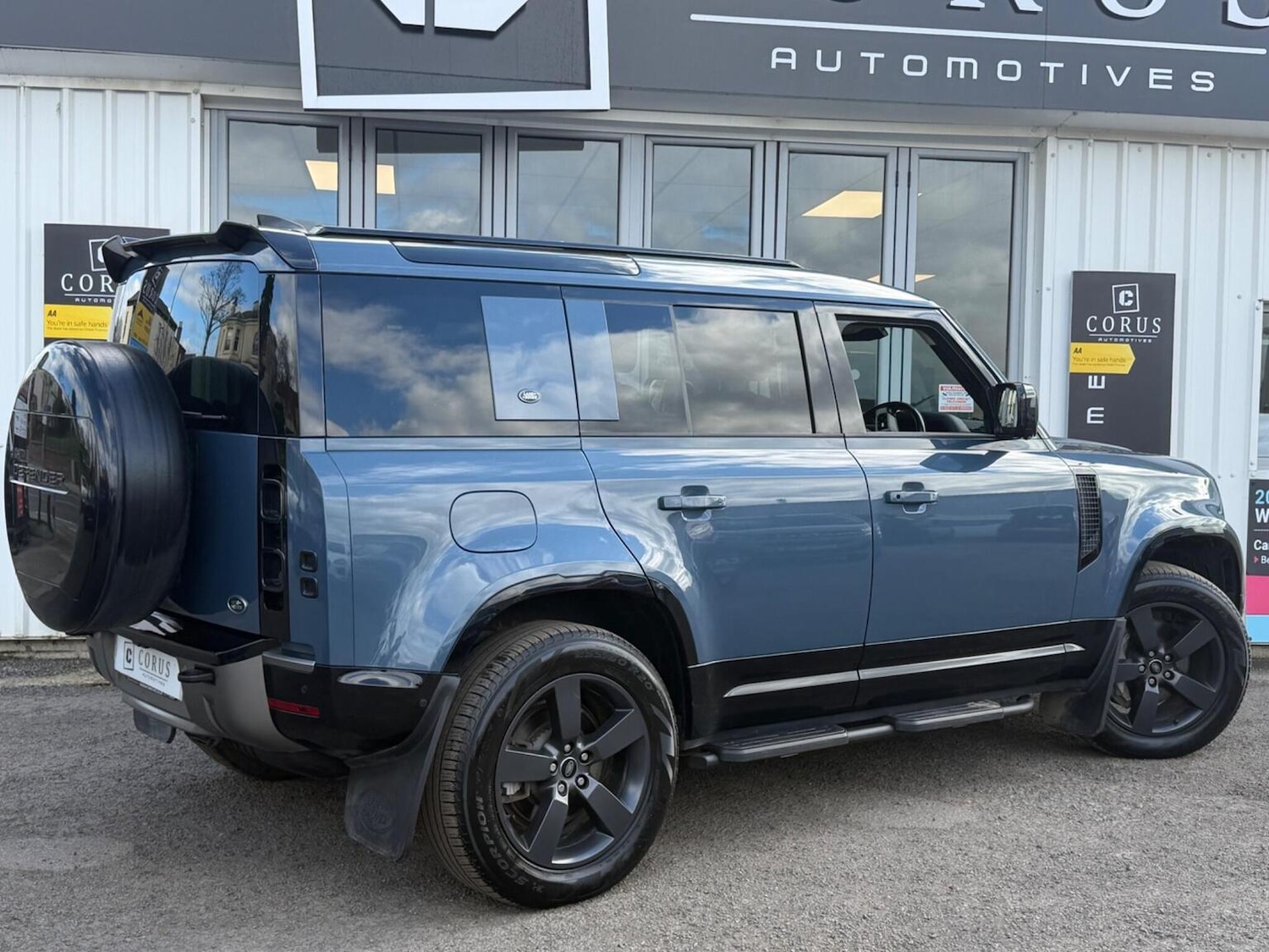 Used Land Rover Defender 110 2021 for sale - 77656211: Photo 7