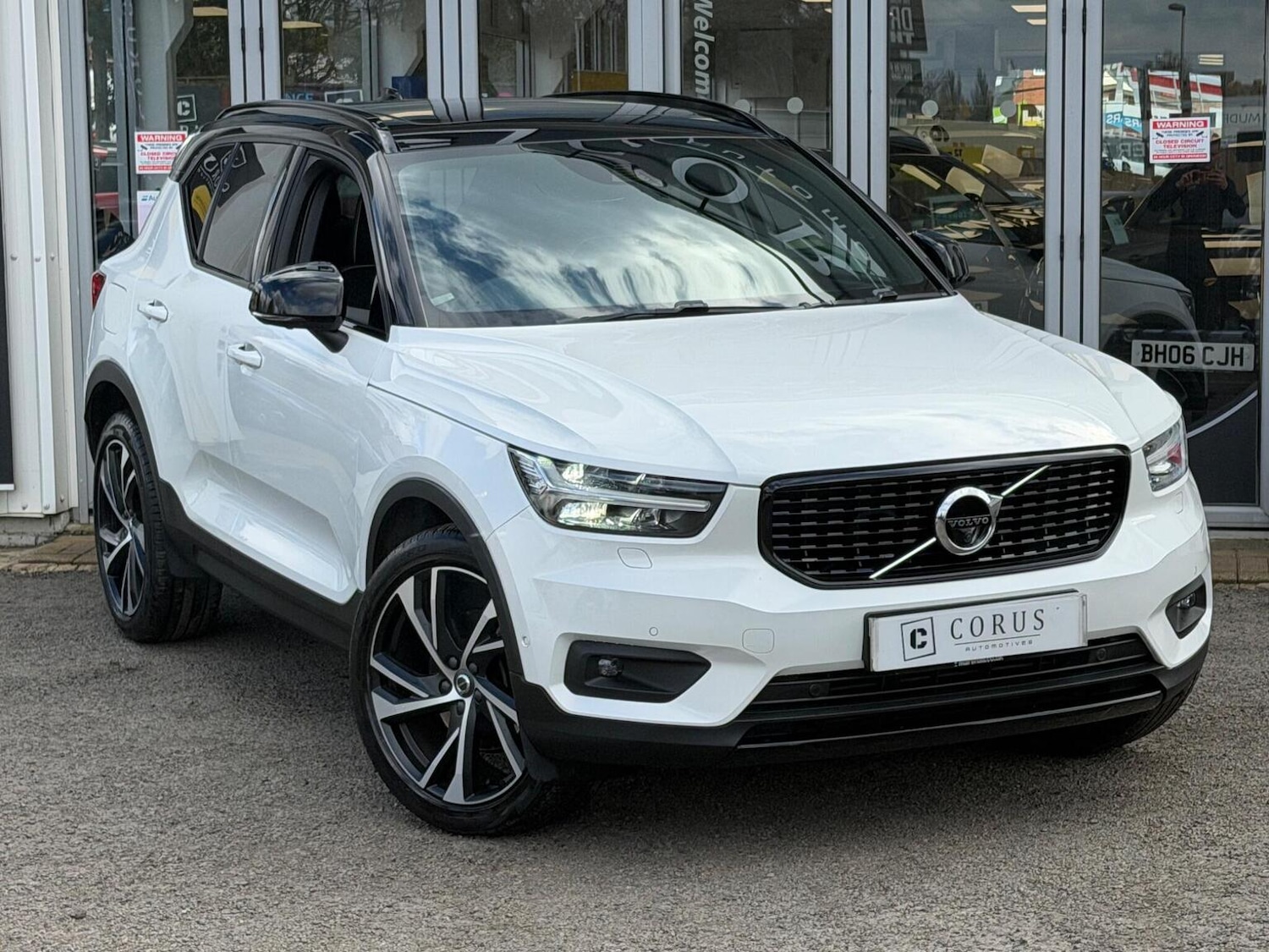 Used Volvo XC40 2018 for sale - 78070406: Photo 4
