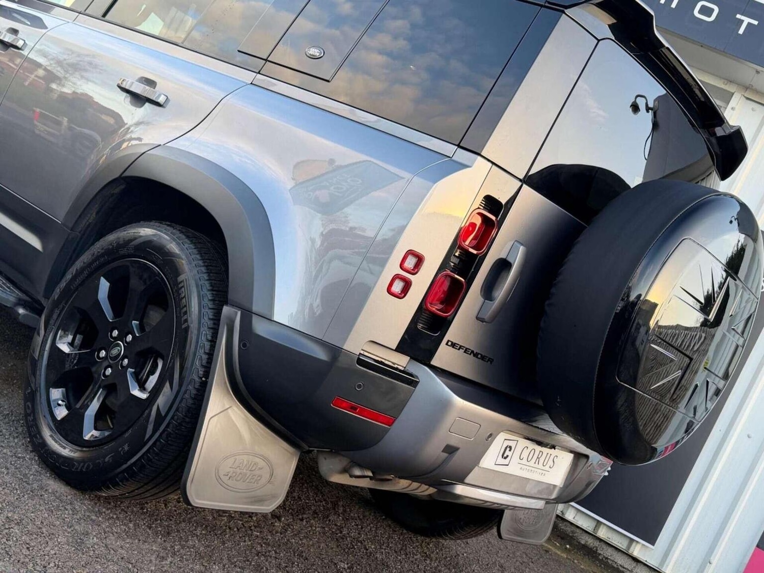 Used Land Rover Defender 2021 for sale - 77516072: Photo 10