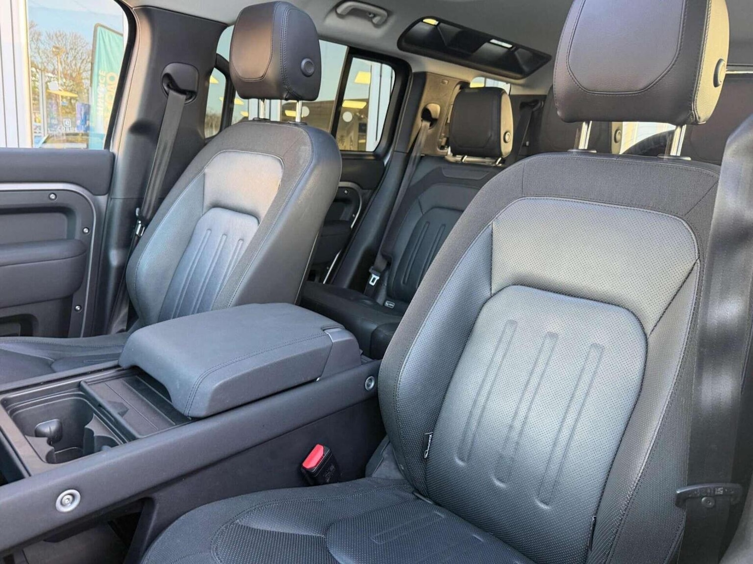 Used Land Rover Defender 2021 for sale - 77516072: Photo 17