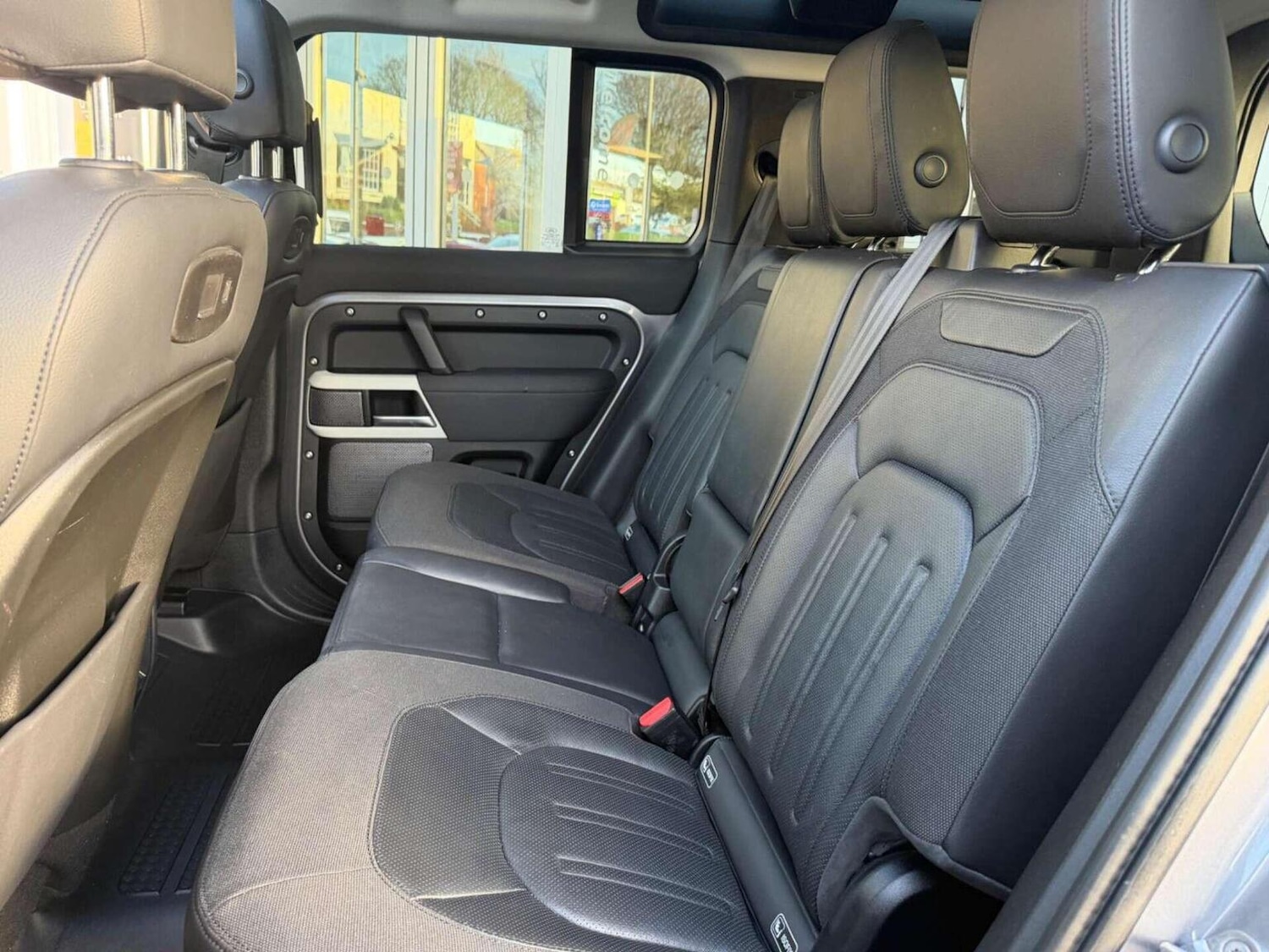 Used Land Rover Defender 2021 for sale - 77516072: Photo 18