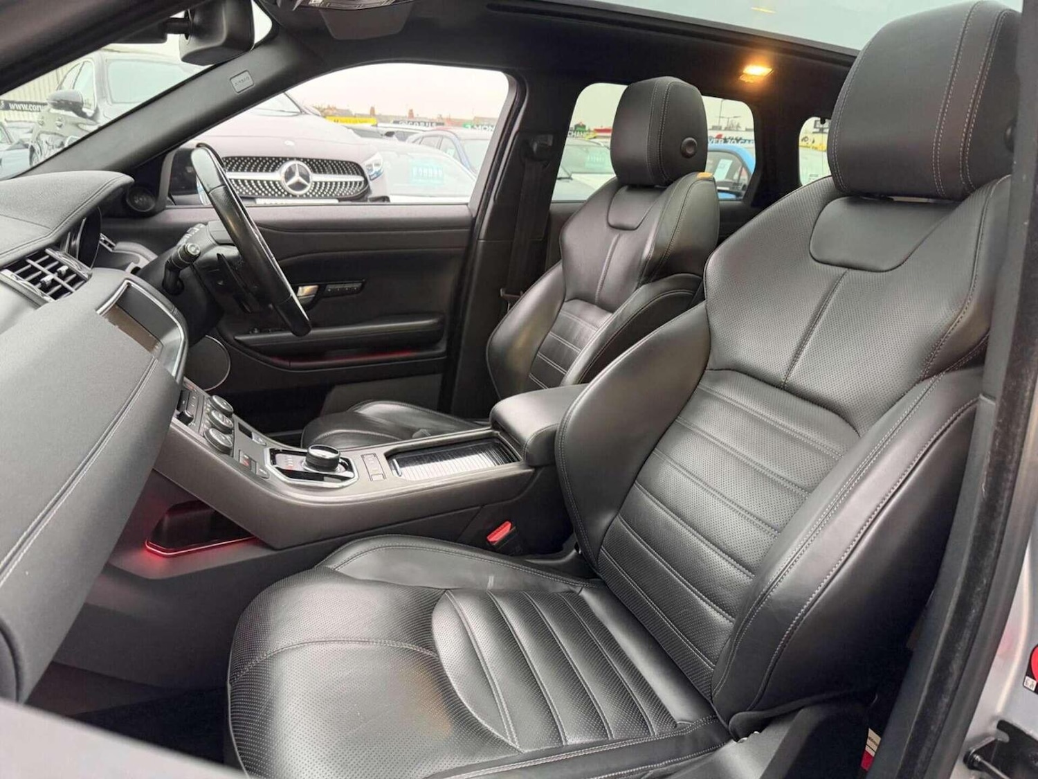 Used Land Rover Range Rover Evoque 2018 for sale - 77453279: Photo 21