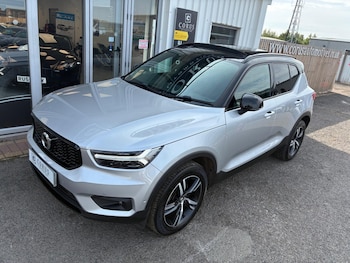 Used Volvo XC40 2018 for sale - 76012590: Photo
