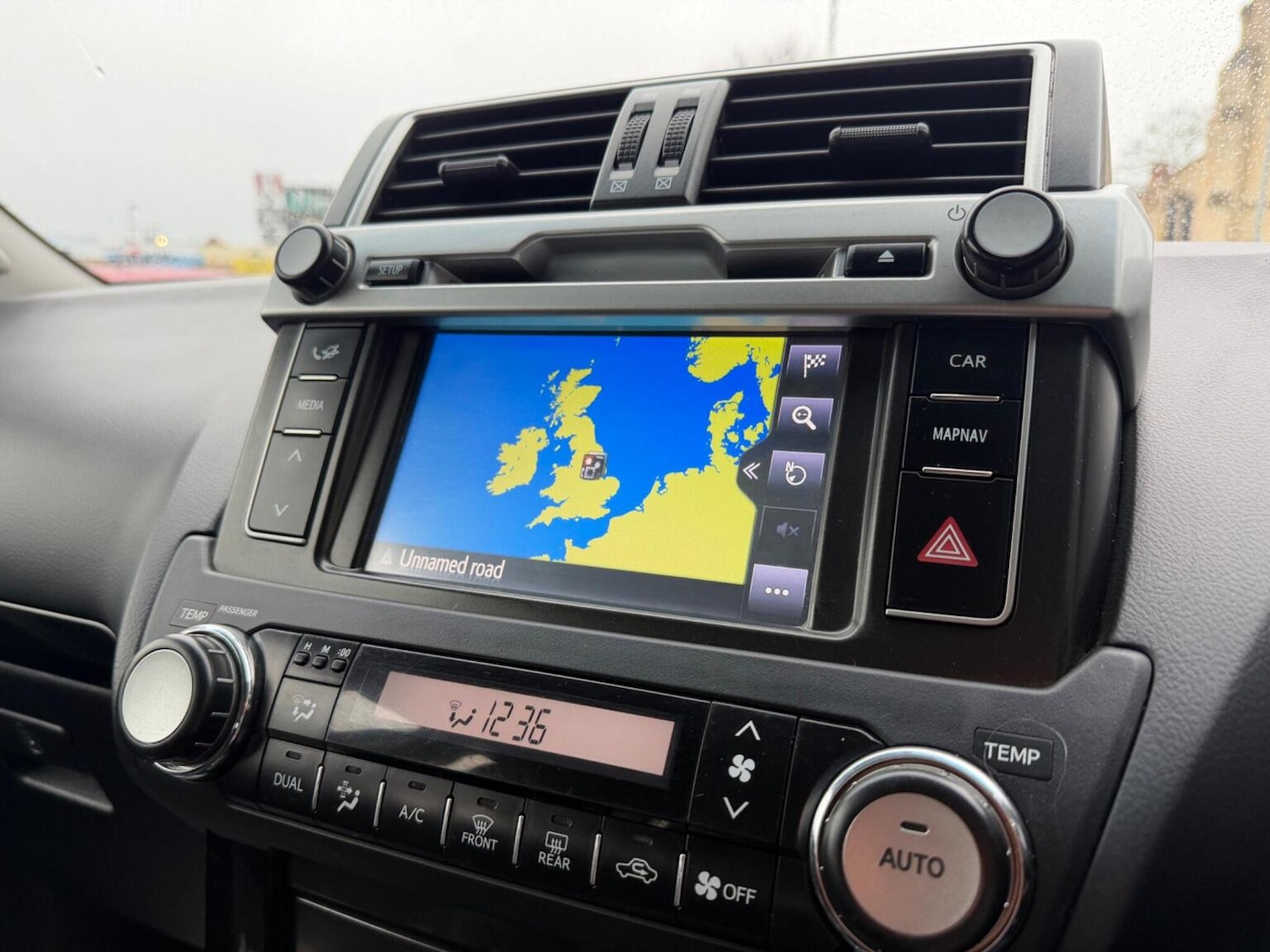 Used Toyota Land Cruiser 2016 for sale - 78056942: Photo 14