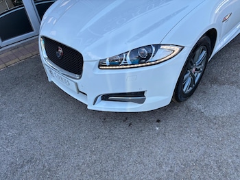 Used Jaguar XF 2015 for sale - 75532392: Photo