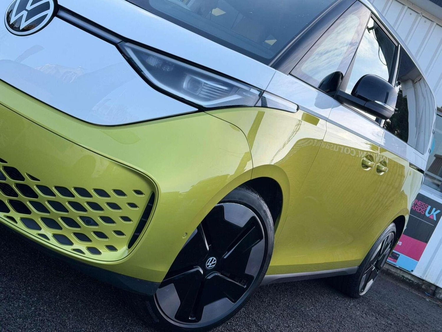 Used Volkswagen ID.Buzz 2024 for sale - 77453138: Photo 3