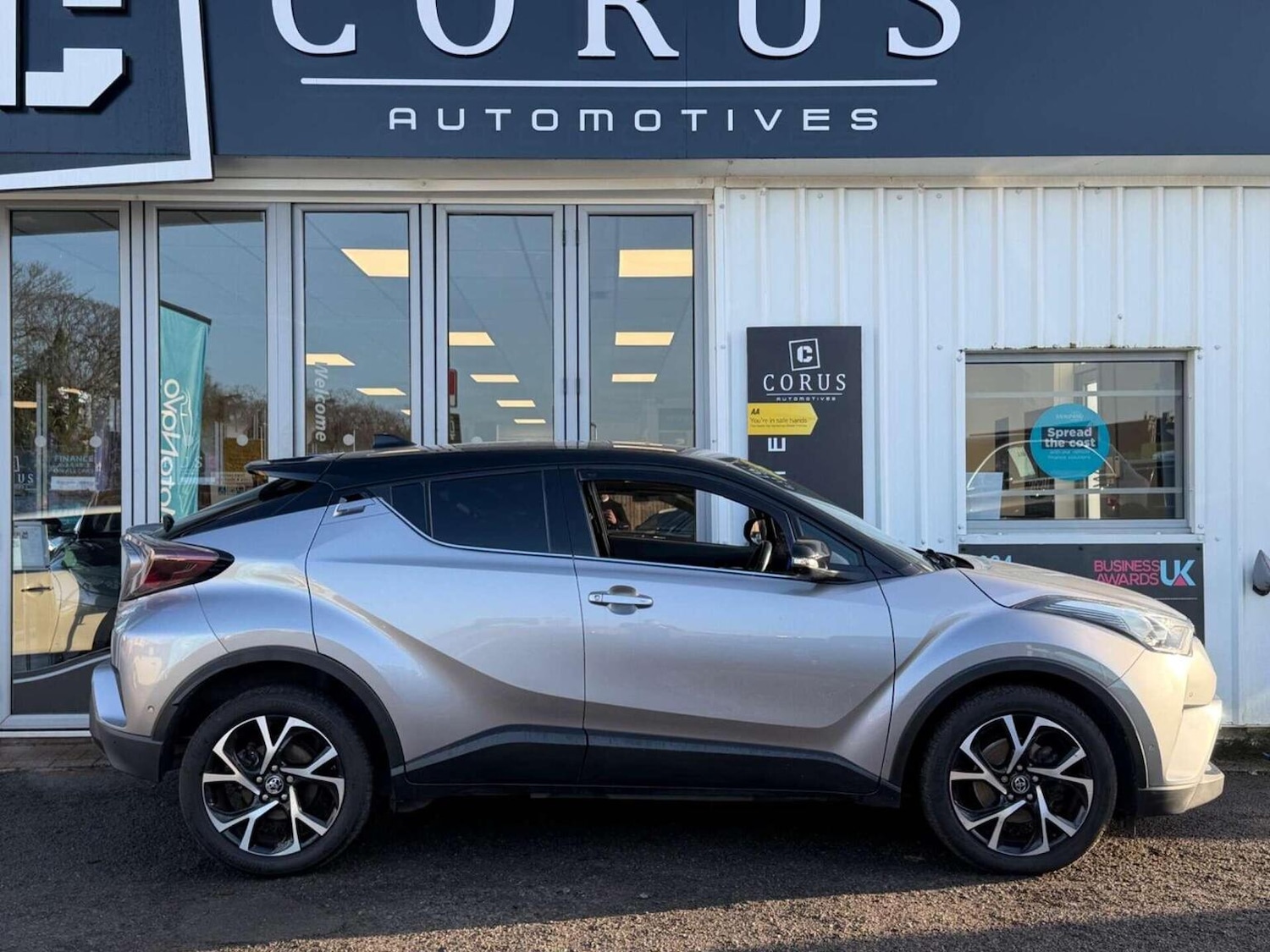 Used Toyota C-HR 2018 for sale - 77453078: Photo 9