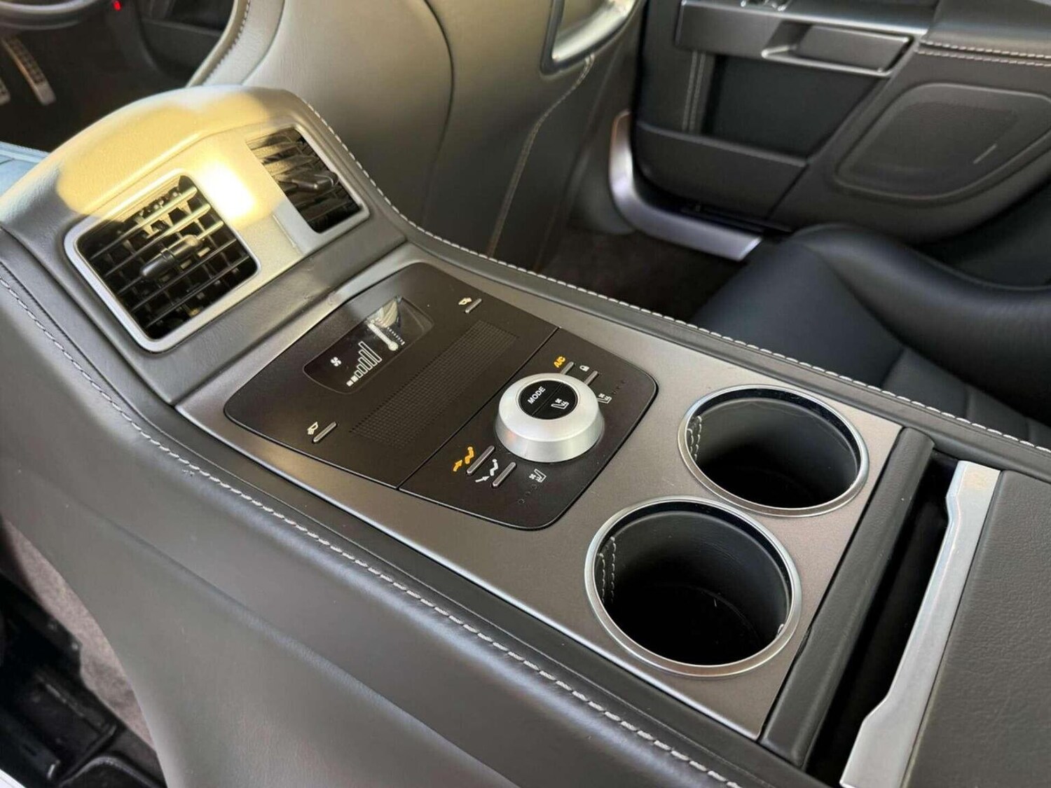 Used Aston Martin Rapide 2011 for sale - 77453134: Photo 22