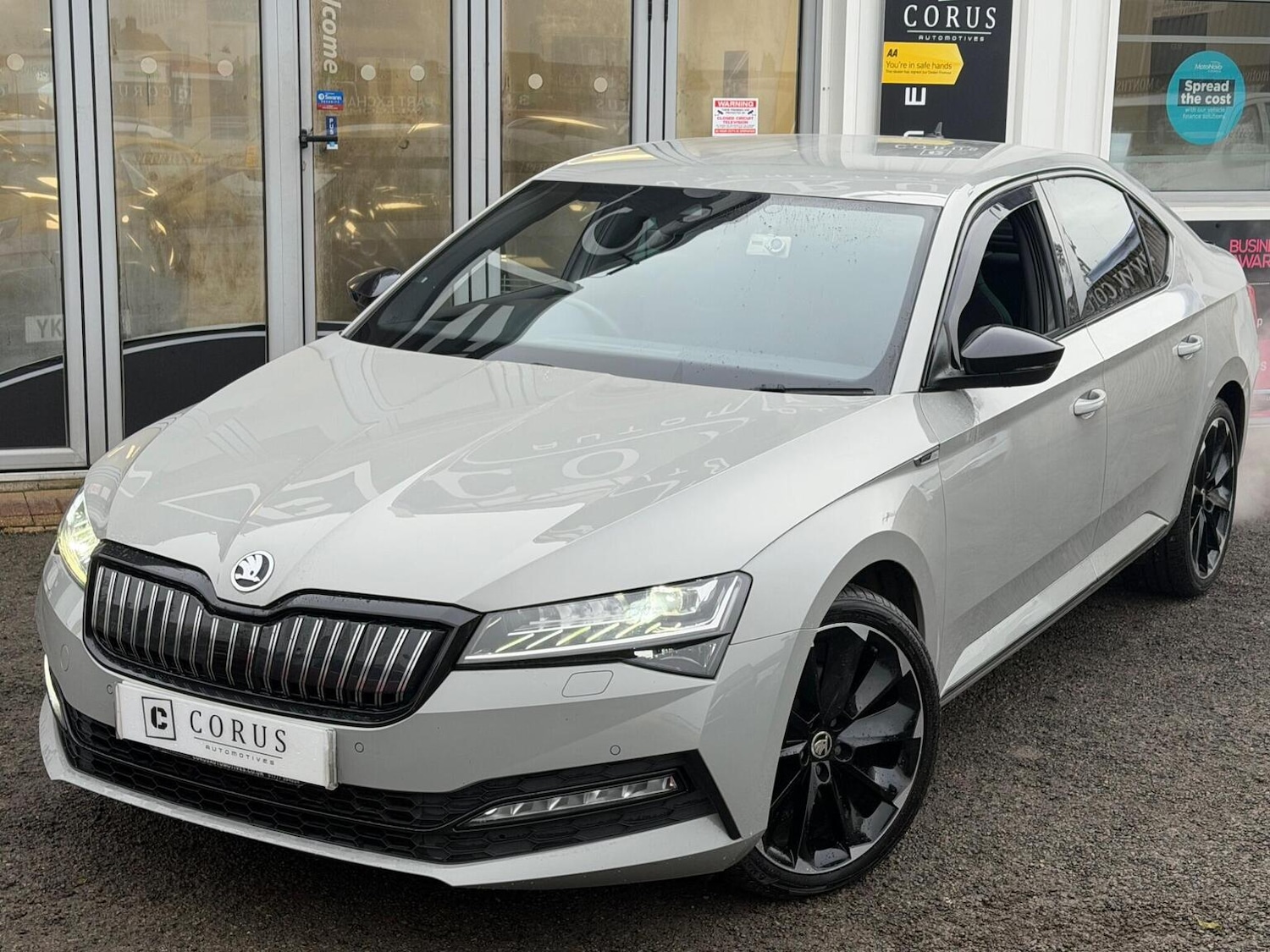 Used Skoda Superb 2020 for sale - 77735679: Photo 2