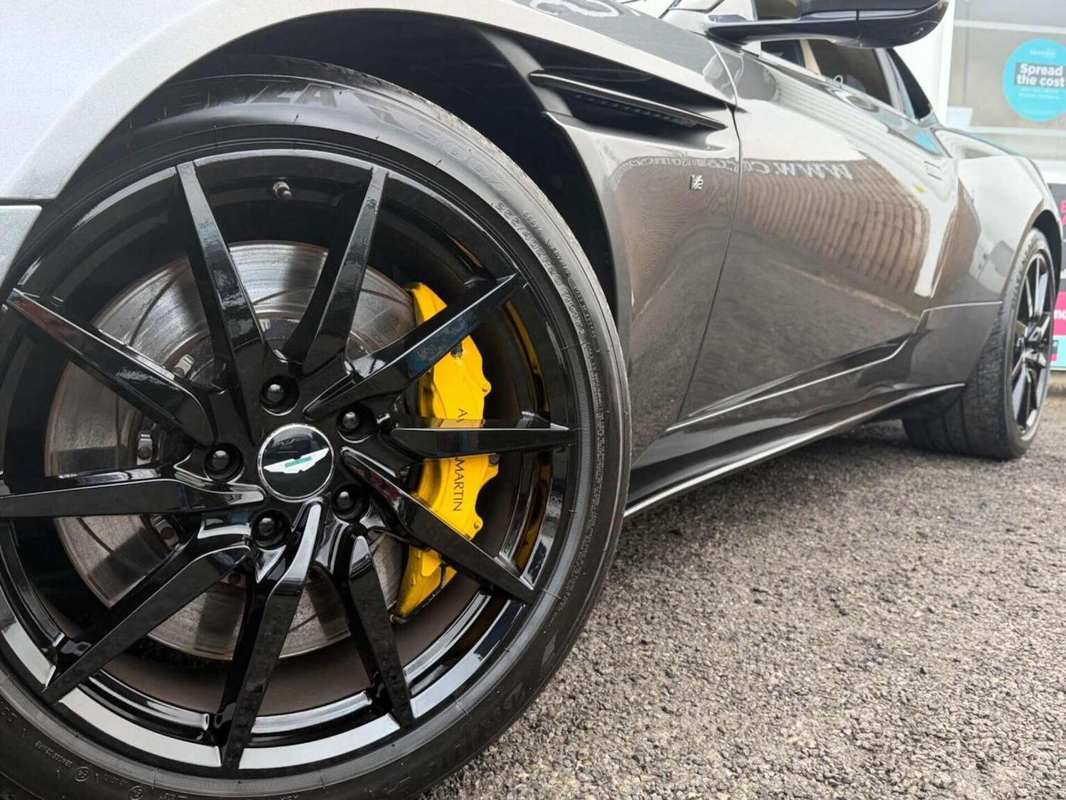 Used Aston Martin DB11 2017 for sale - 77453334: Photo 13