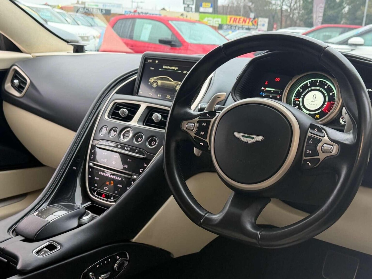 Used Aston Martin DB11 2017 for sale - 77453334: Photo 15