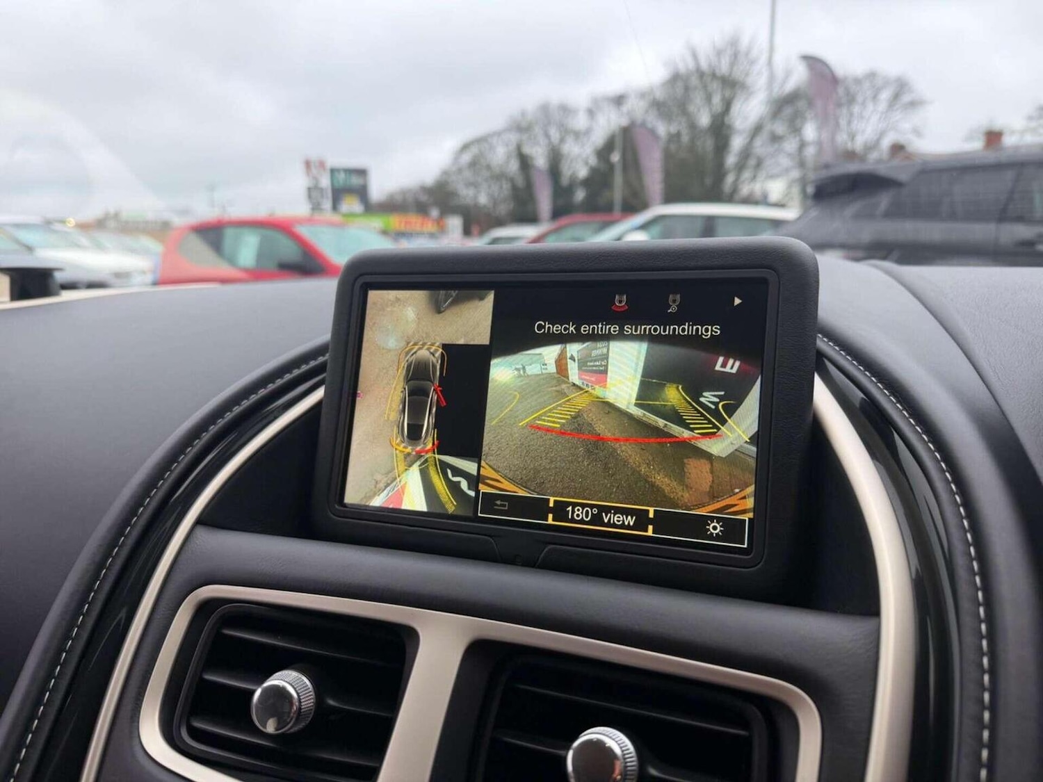 Used Aston Martin DB11 2017 for sale - 77453334: Photo 22