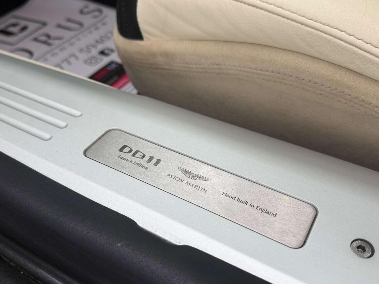 Used Aston Martin DB11 2017 for sale - 77453334: Photo 28