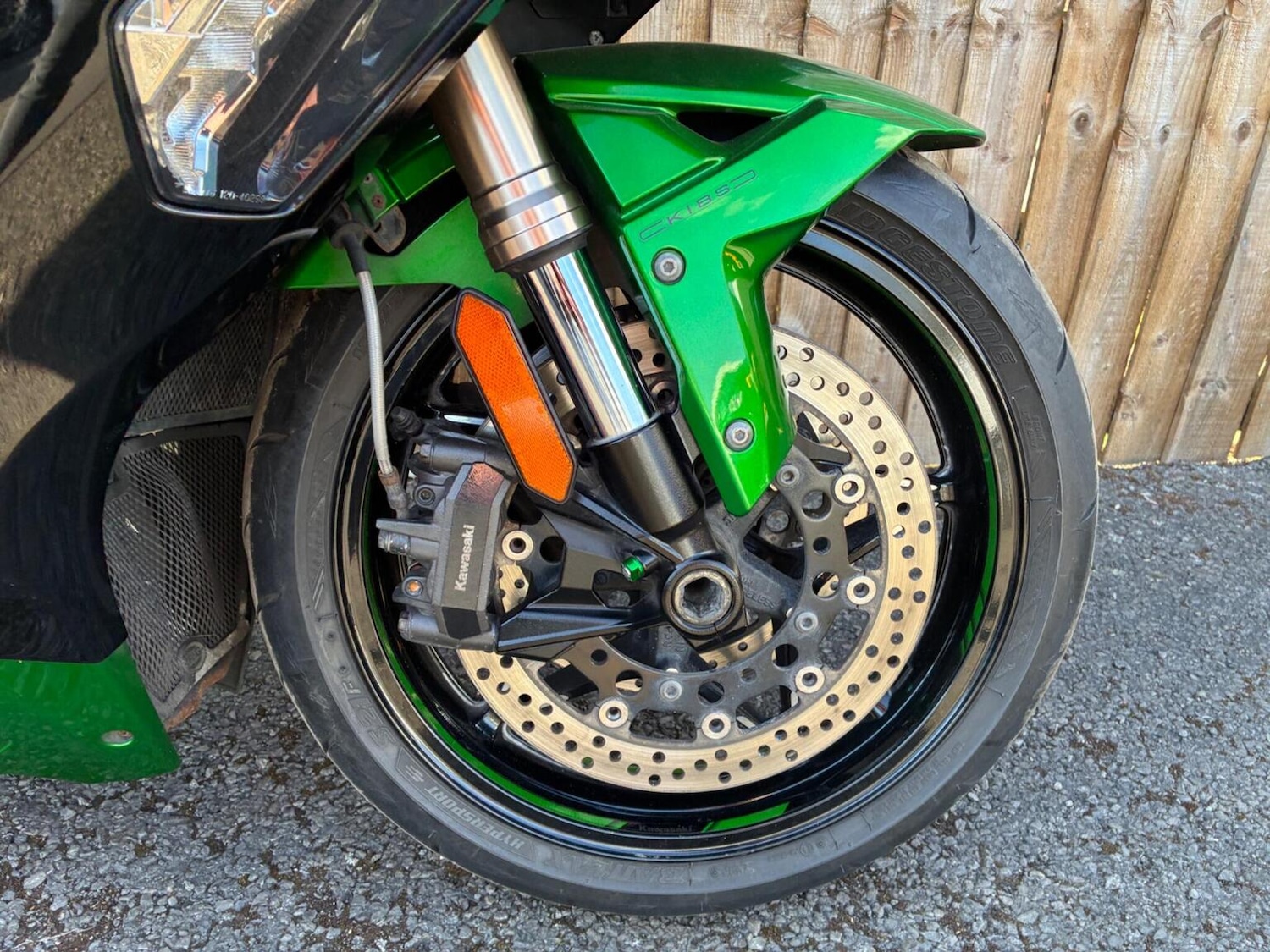 Kawasaki Ninja H2 SX