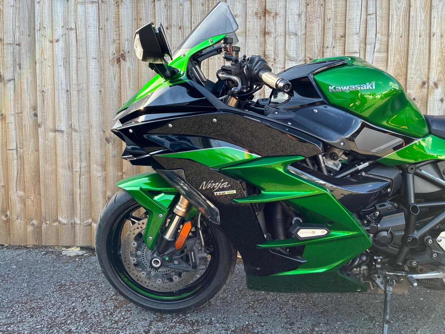 Kawasaki Ninja H2 SX