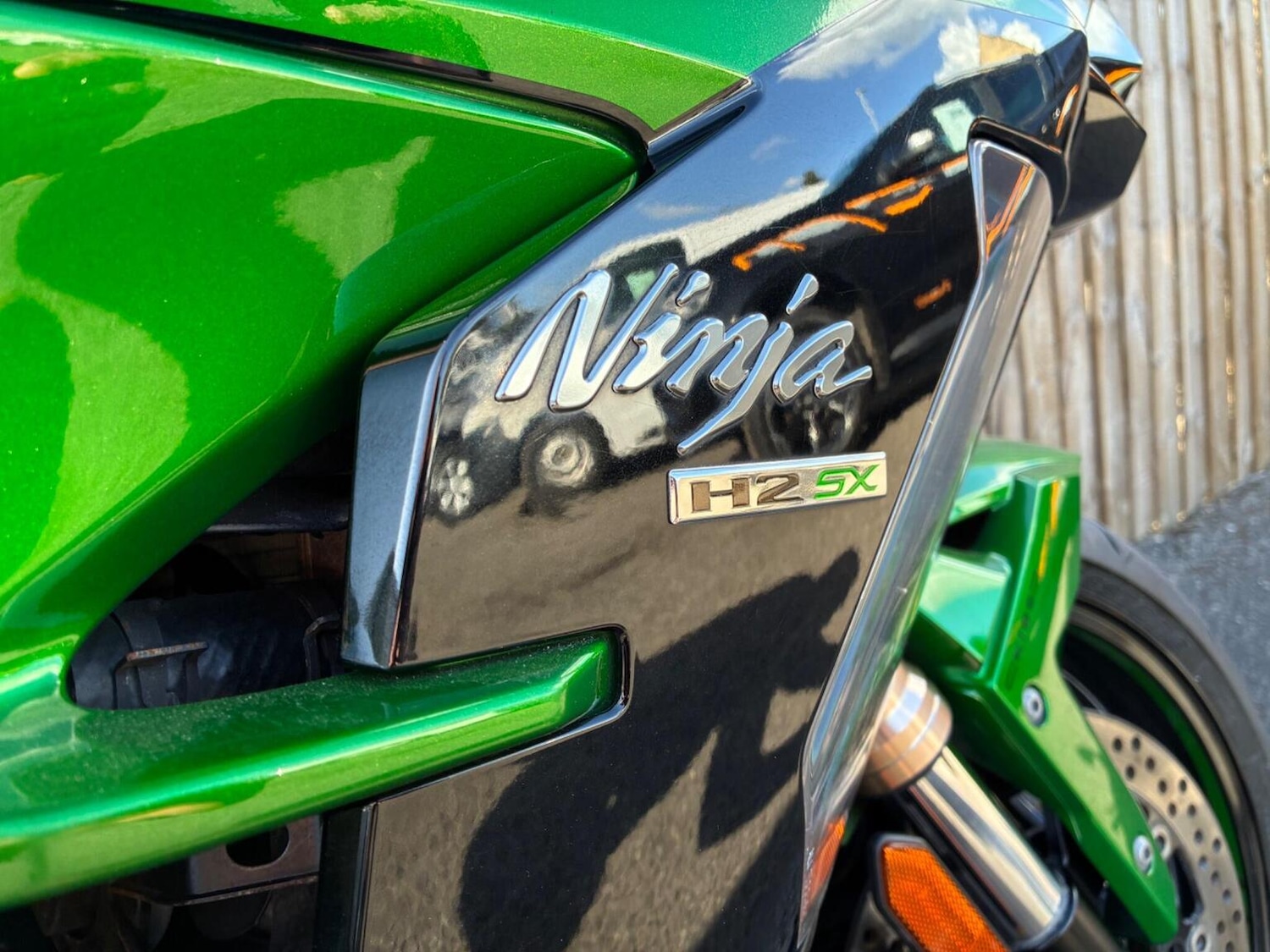 Kawasaki Ninja H2 SX