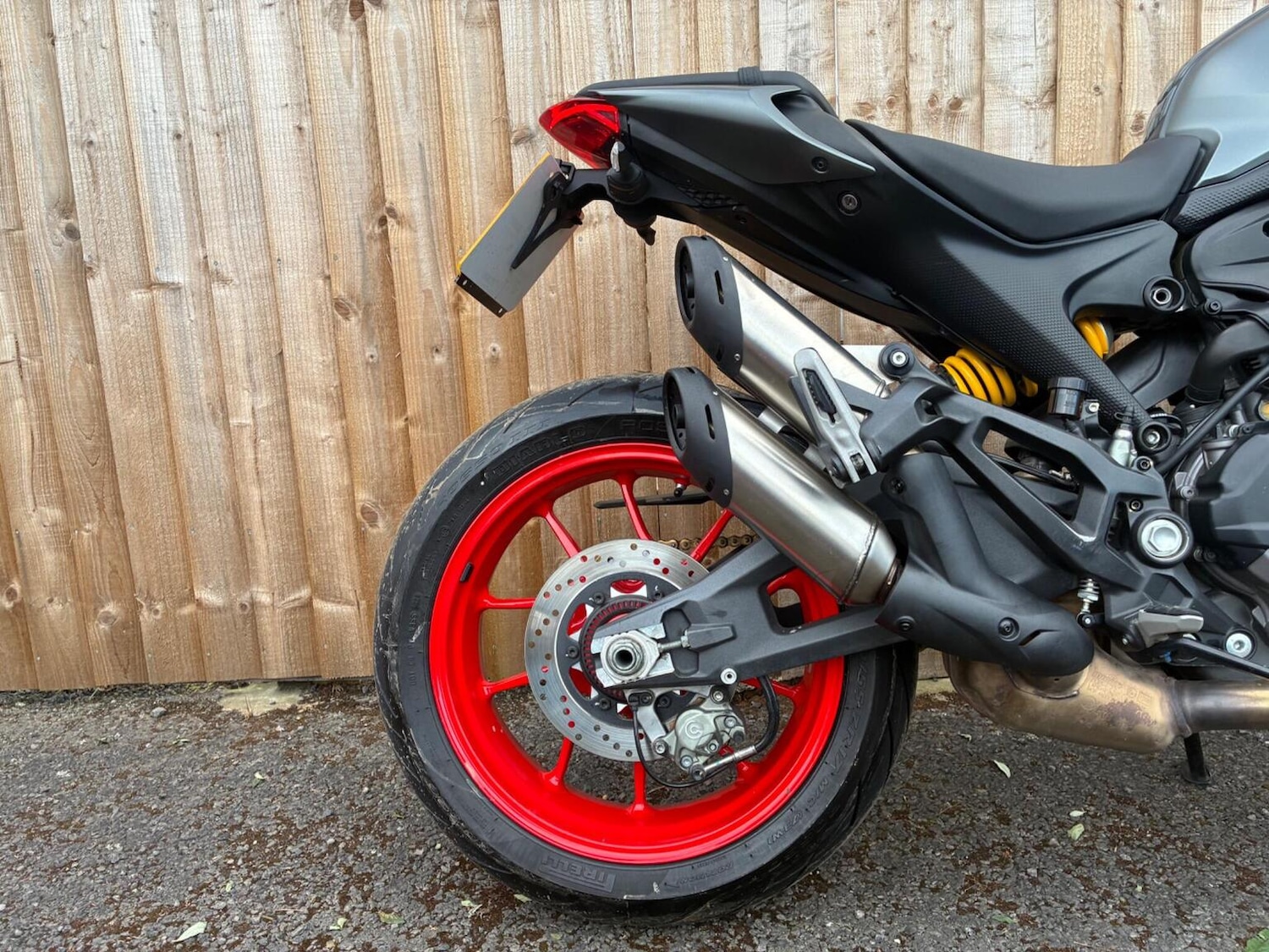 Ducati MONSTER 937