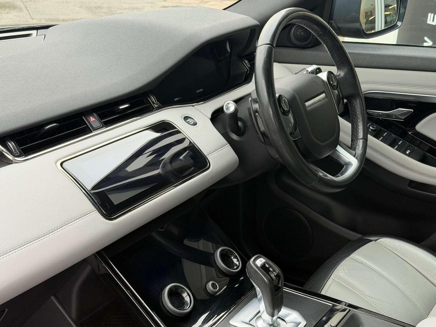 Used Land Rover Range Rover Evoque 2019 for sale - 77465701: Photo 23