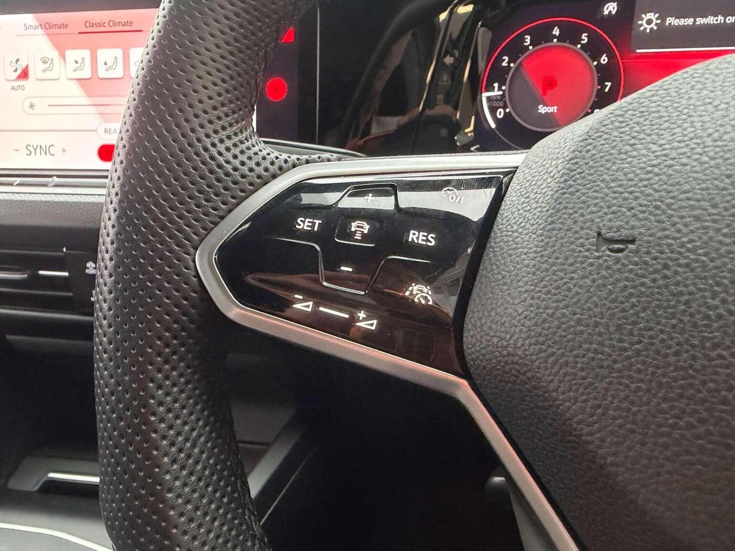 Used Volkswagen Golf 2020 for sale - 77453289: Photo 16